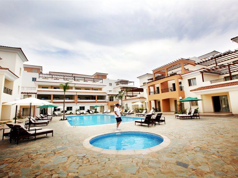 Oracle Exclusive Resort Paphos Buitenkant foto