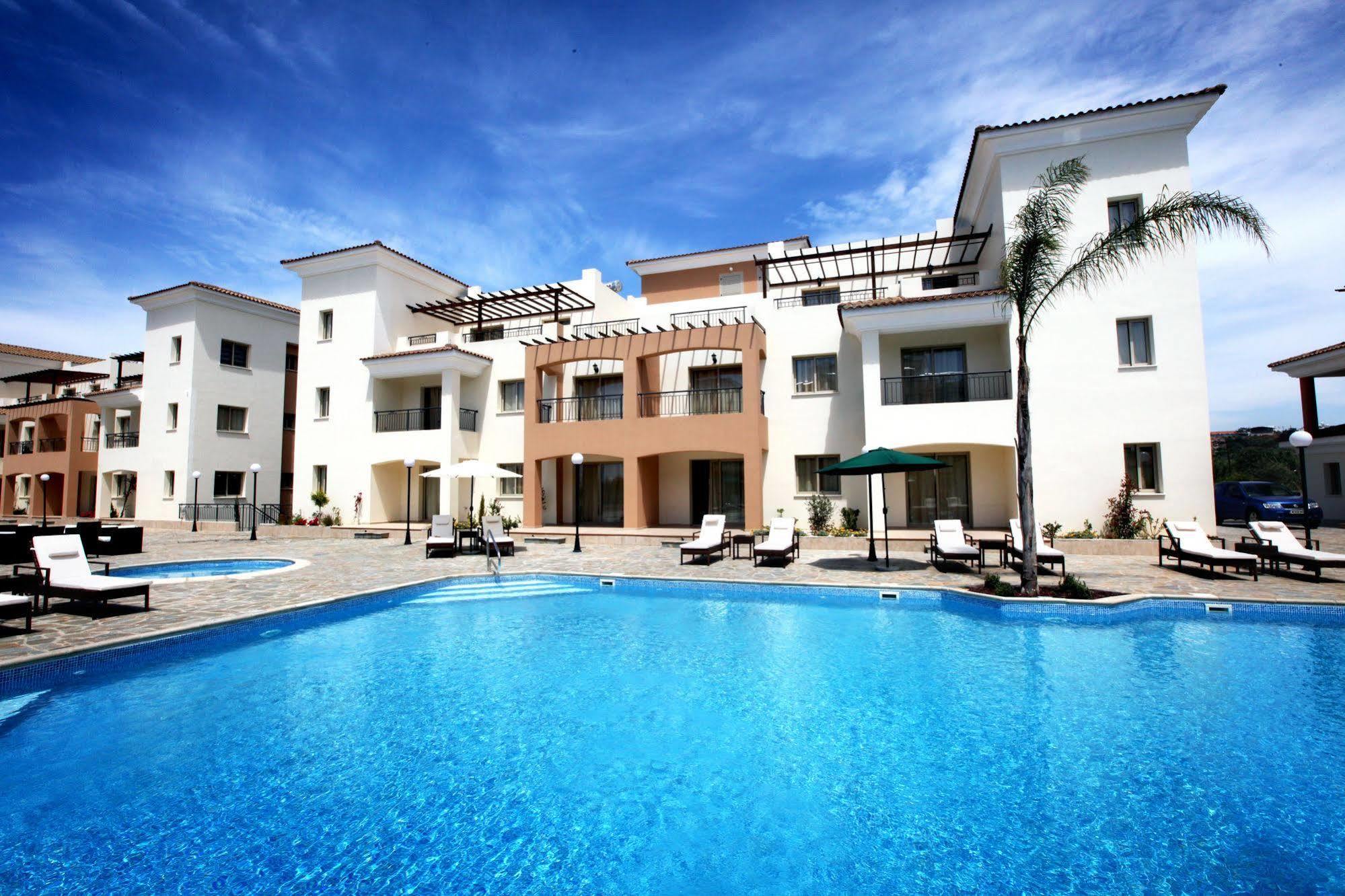 Oracle Exclusive Resort Paphos Buitenkant foto