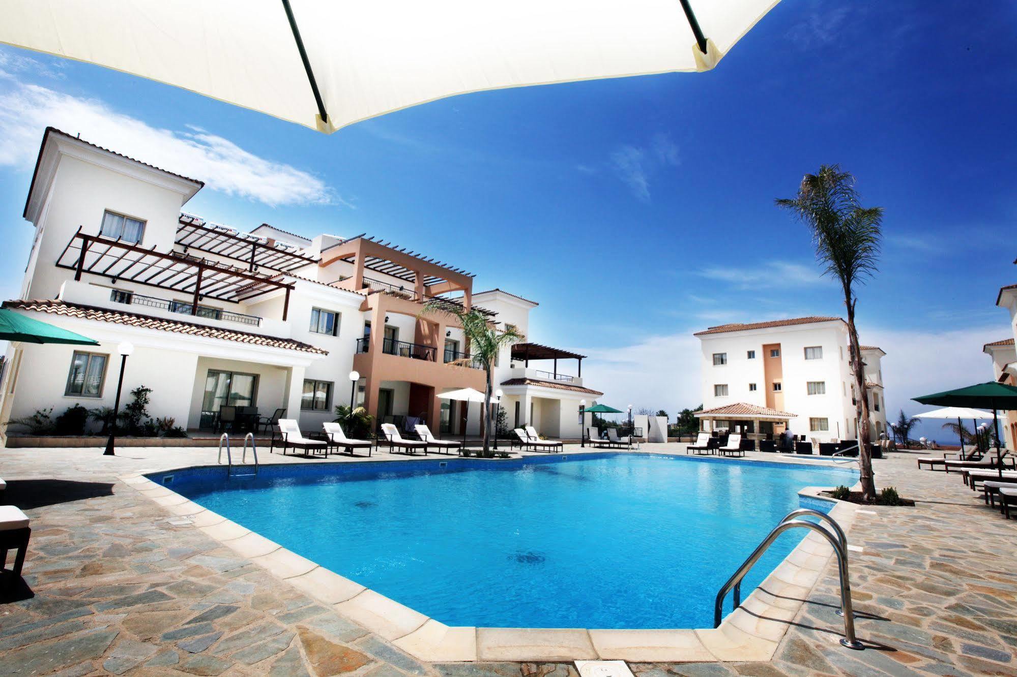 Oracle Exclusive Resort Paphos Buitenkant foto